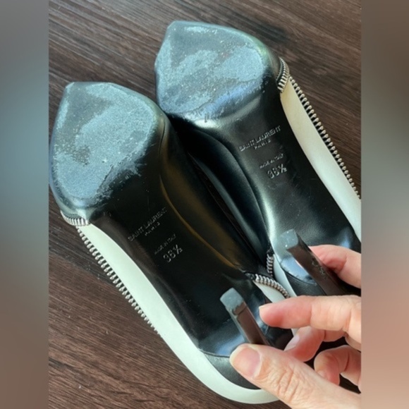 Saint Laurent Zip accent black and white heels/pumps - Picture 4 of 8